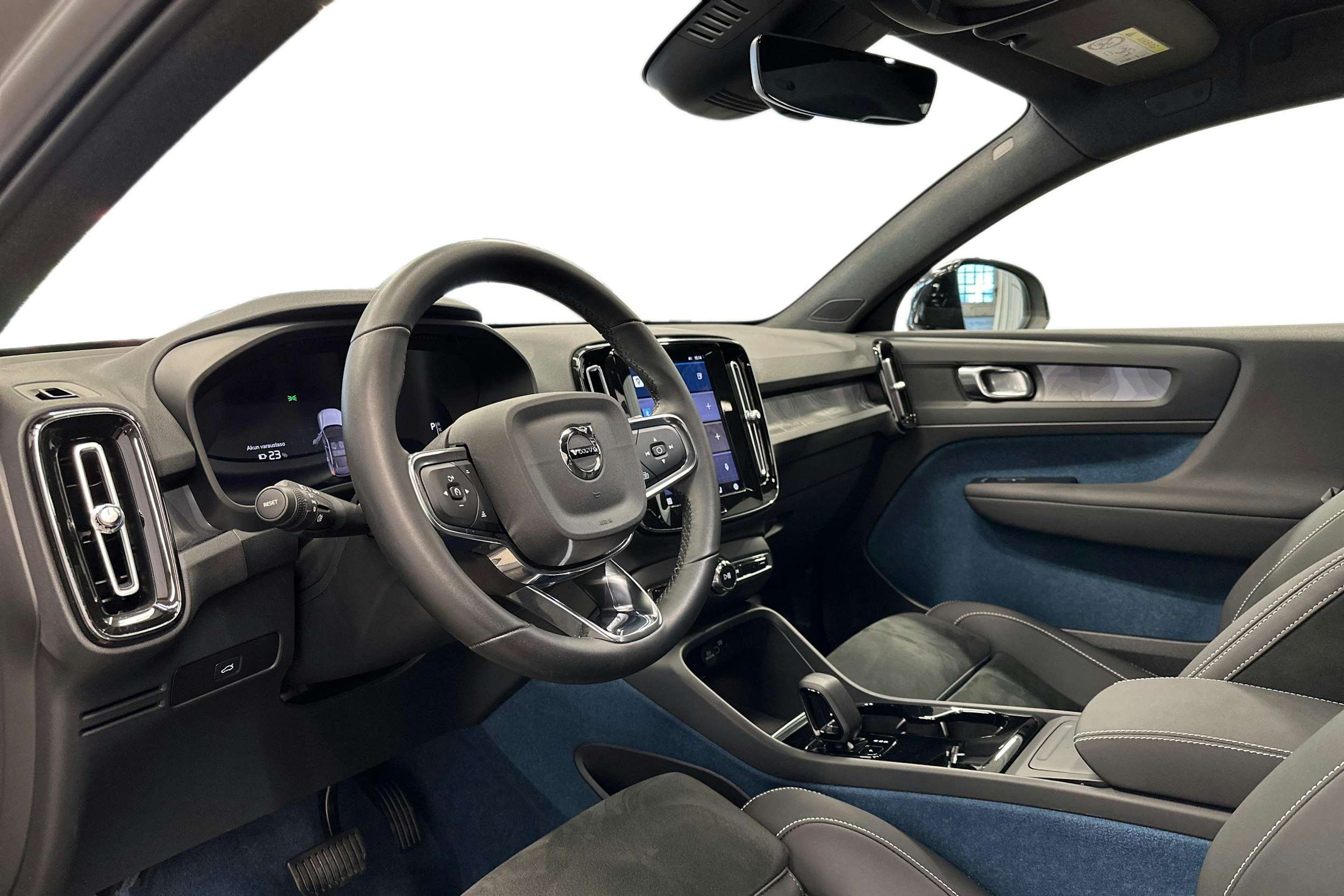 hopea Volvo C40 2023 kuva 3.
