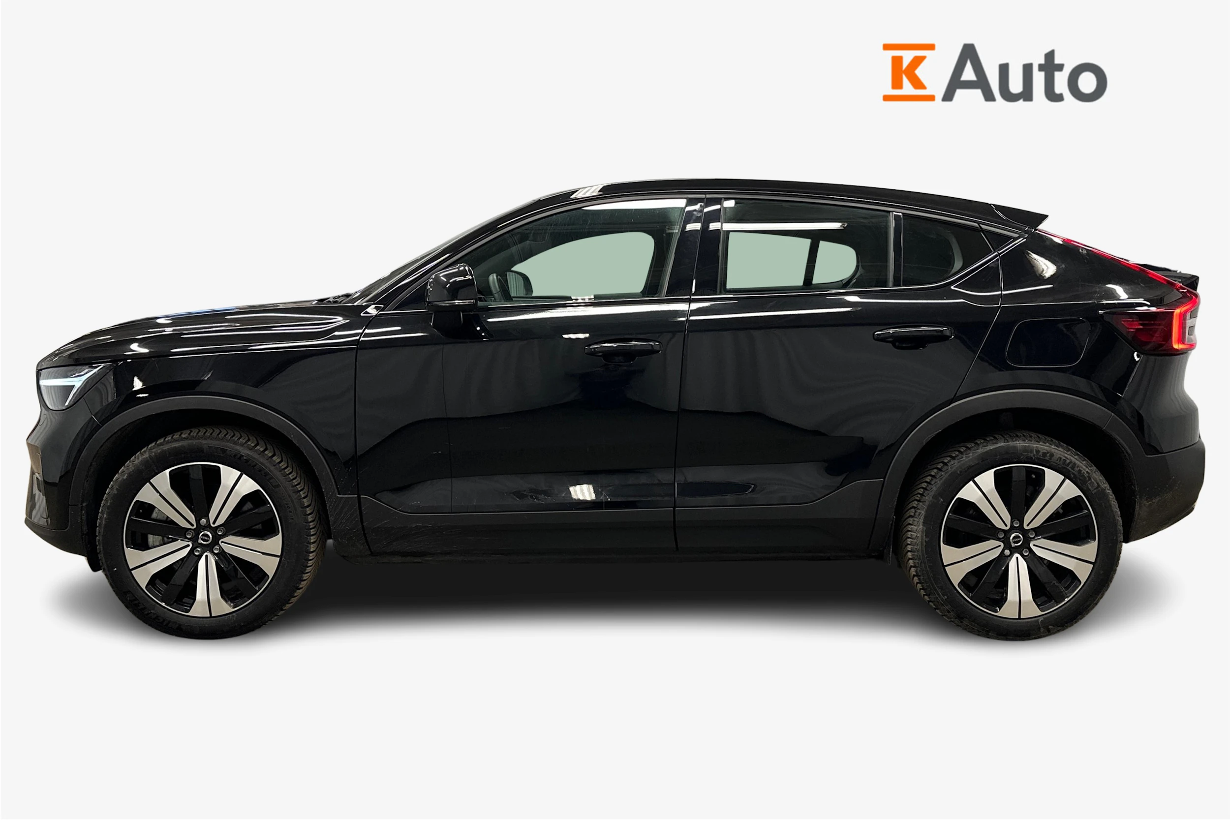 musta Volvo C40 2023 kuva 5.