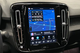 musta Volvo C40 2023 kuva 20.