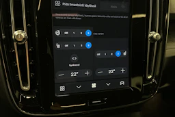 musta Volvo C40 2023 kuva 28.