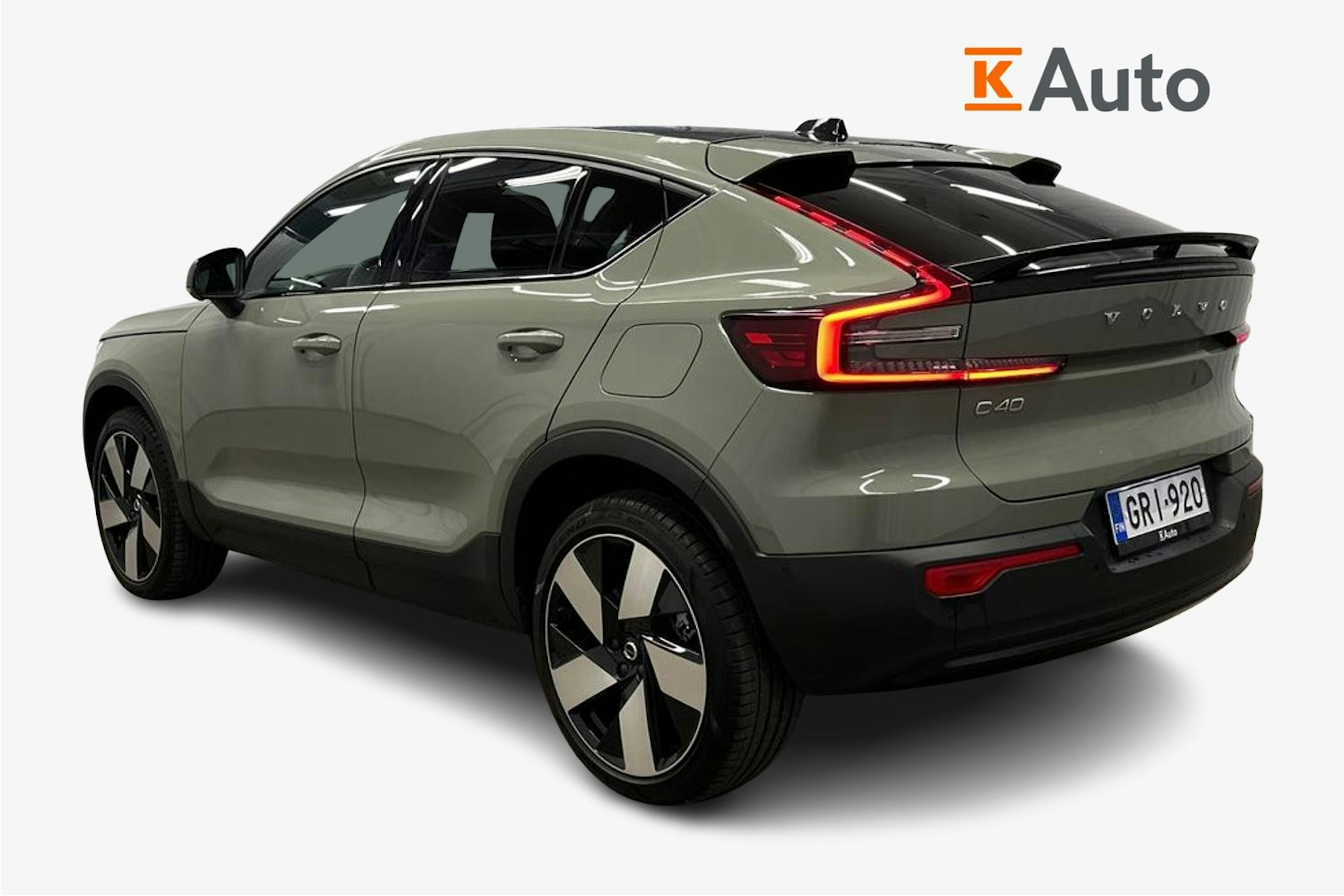 vihreä Volvo C40 2023 kuva 2.