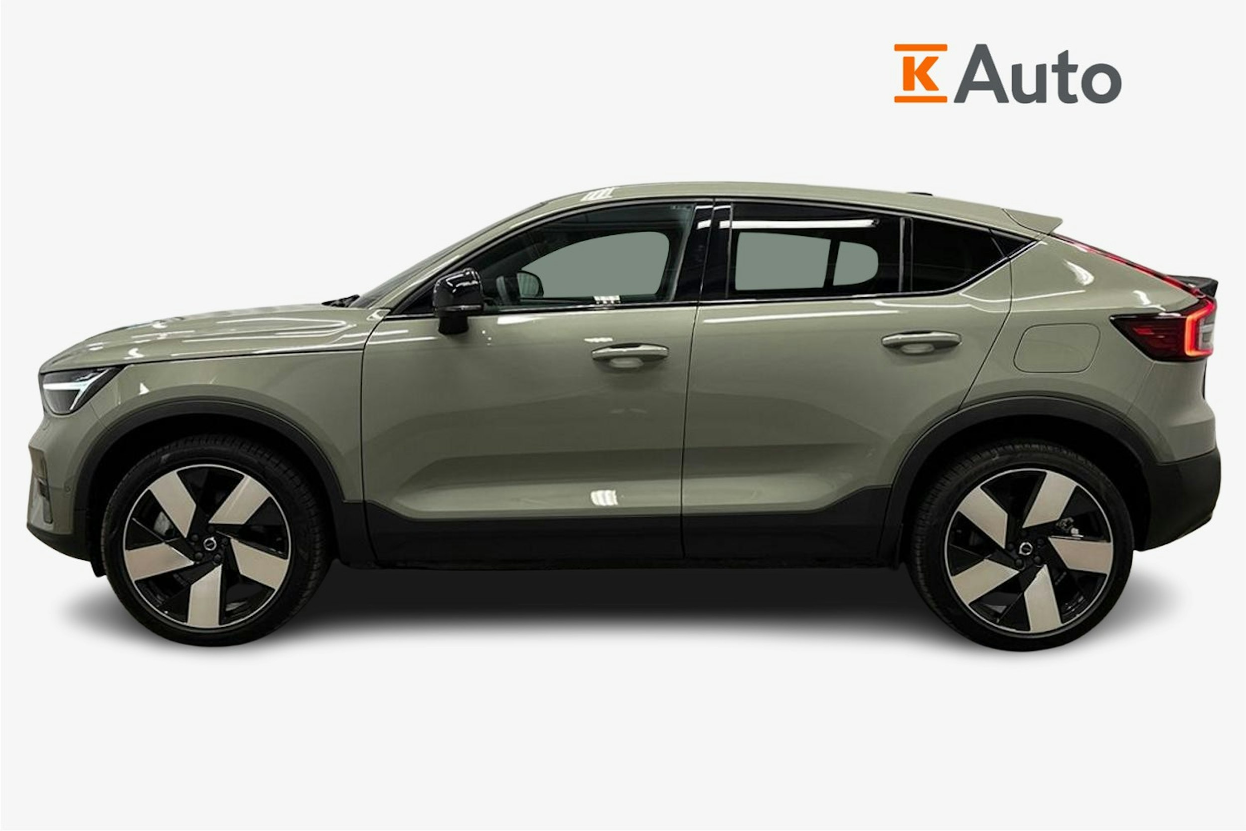 vihreä Volvo C40 2023 kuva 6.