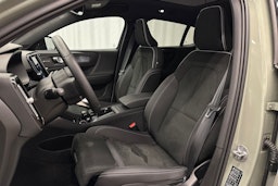 vihreä Volvo C40 2023 kuva 14.
