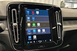 vihreä Volvo C40 2023 kuva 25.