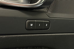 musta Volvo C40 2023 kuva 19.