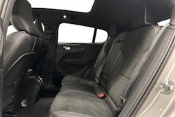 harmaa Volvo C40 2023 kuva 10.
