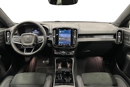 valkoinen Volvo C40 2023 kuva 9.