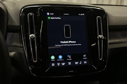musta Volvo C40 2023 kuva 21.