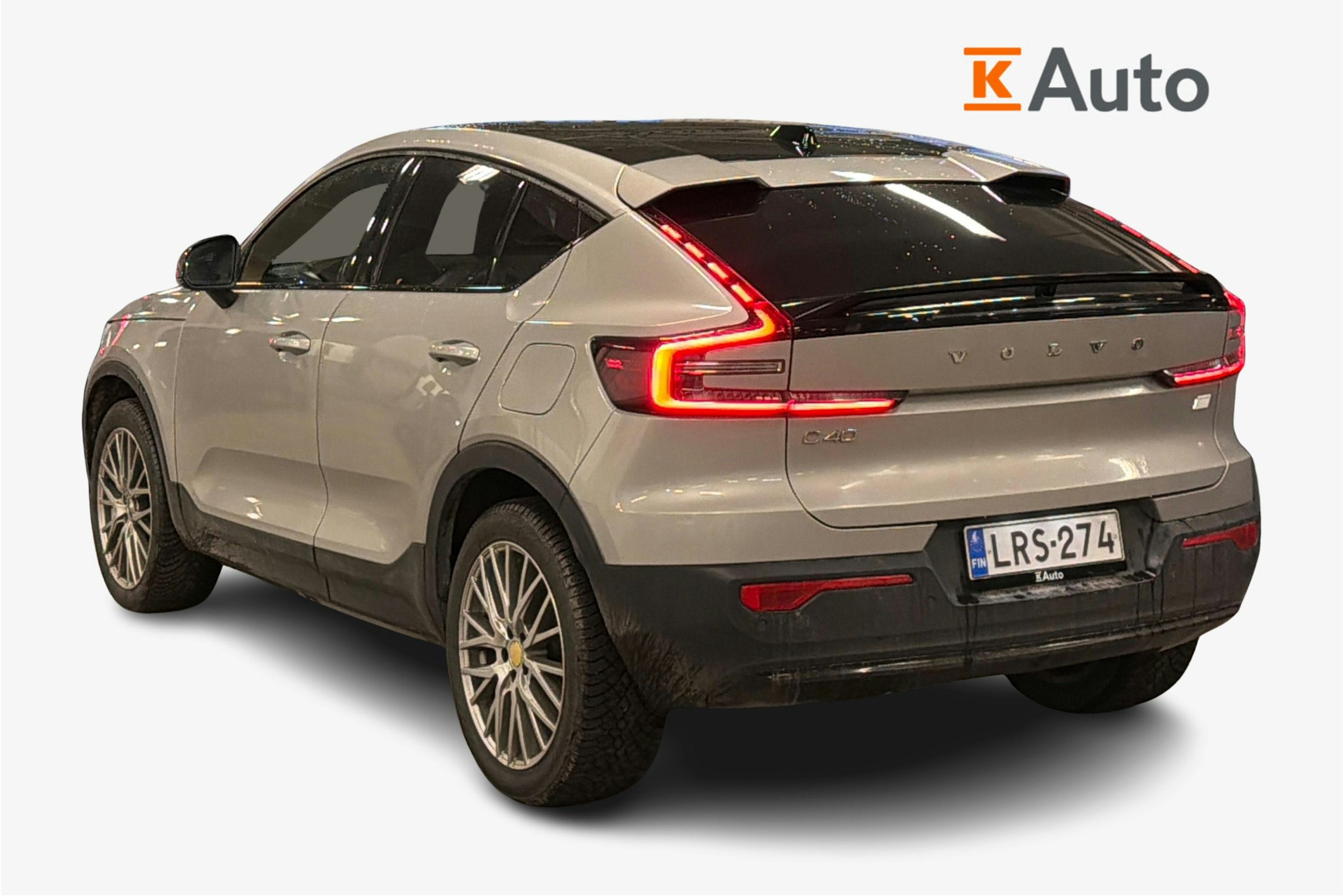 harmaa Volvo C40 2023 kuva 2.