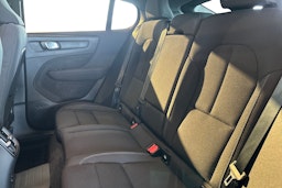 musta Volvo C40 2023 kuva 10.