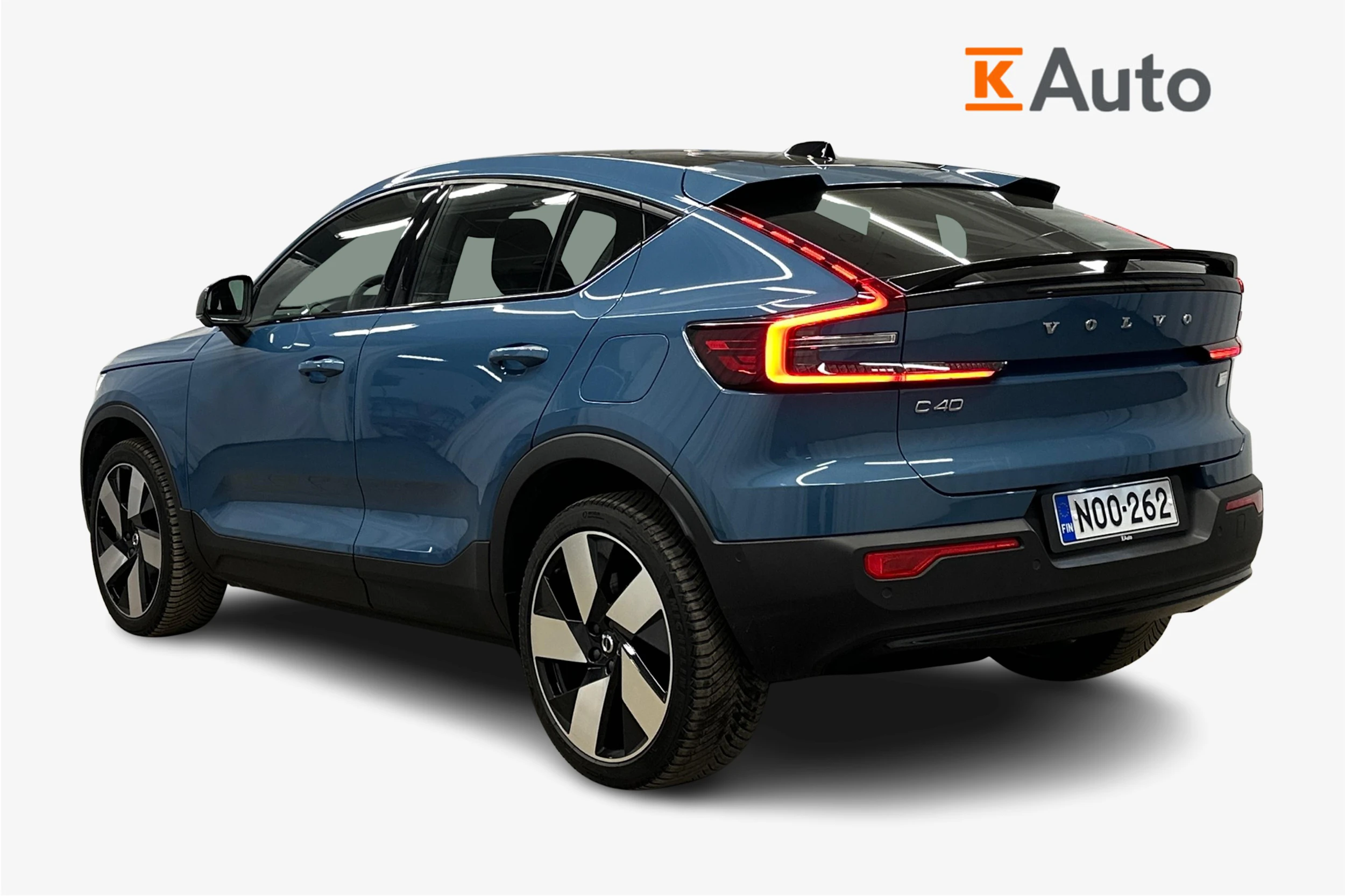 sininen Volvo C40 2023 kuva 2.