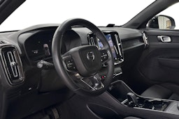 Harmaa Volvo C40 2023 kuva 7.
