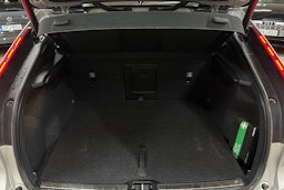 Harmaa Volvo C40 2023 kuva 31.