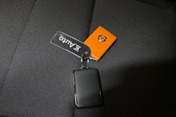 Harmaa Volvo C40 2023 kuva 35.