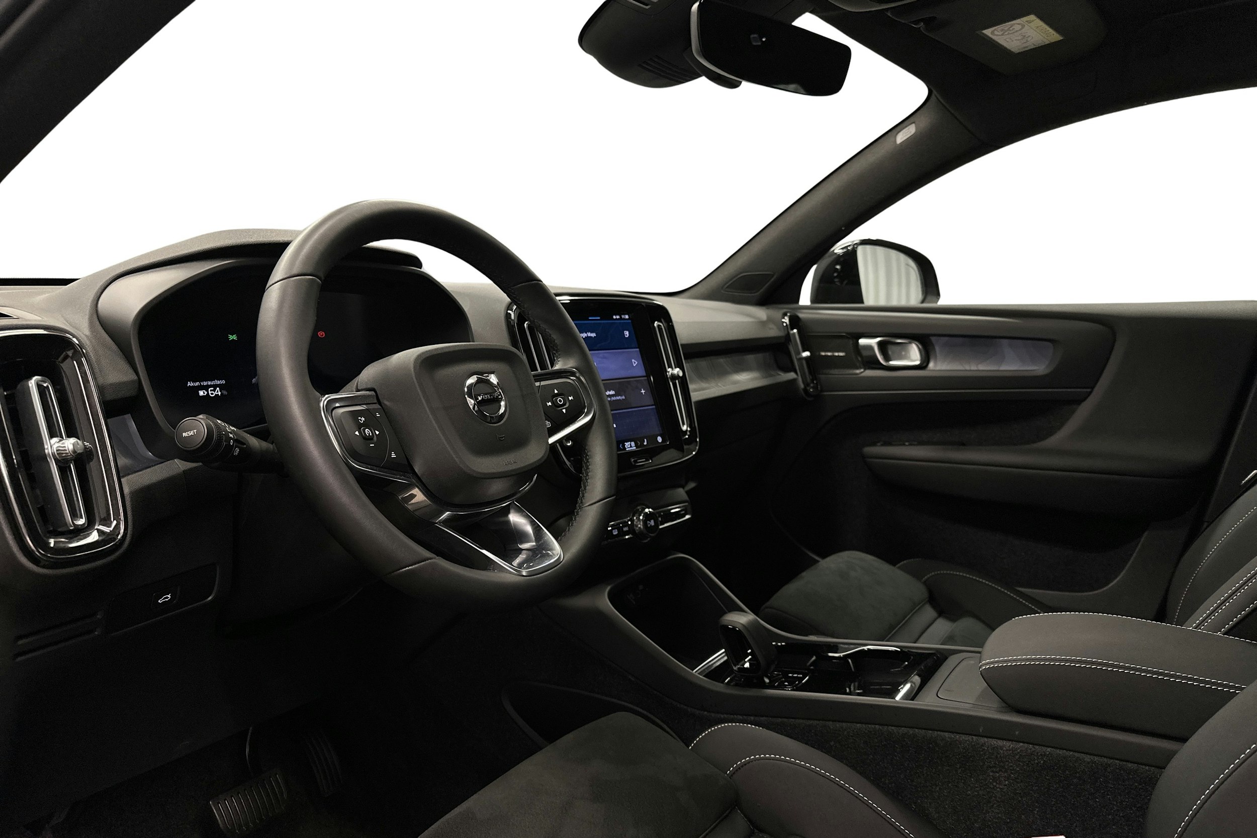 musta Volvo C40 2023 kuva 7.