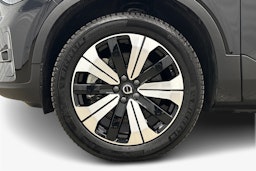musta Volvo C40 2023 kuva 11.