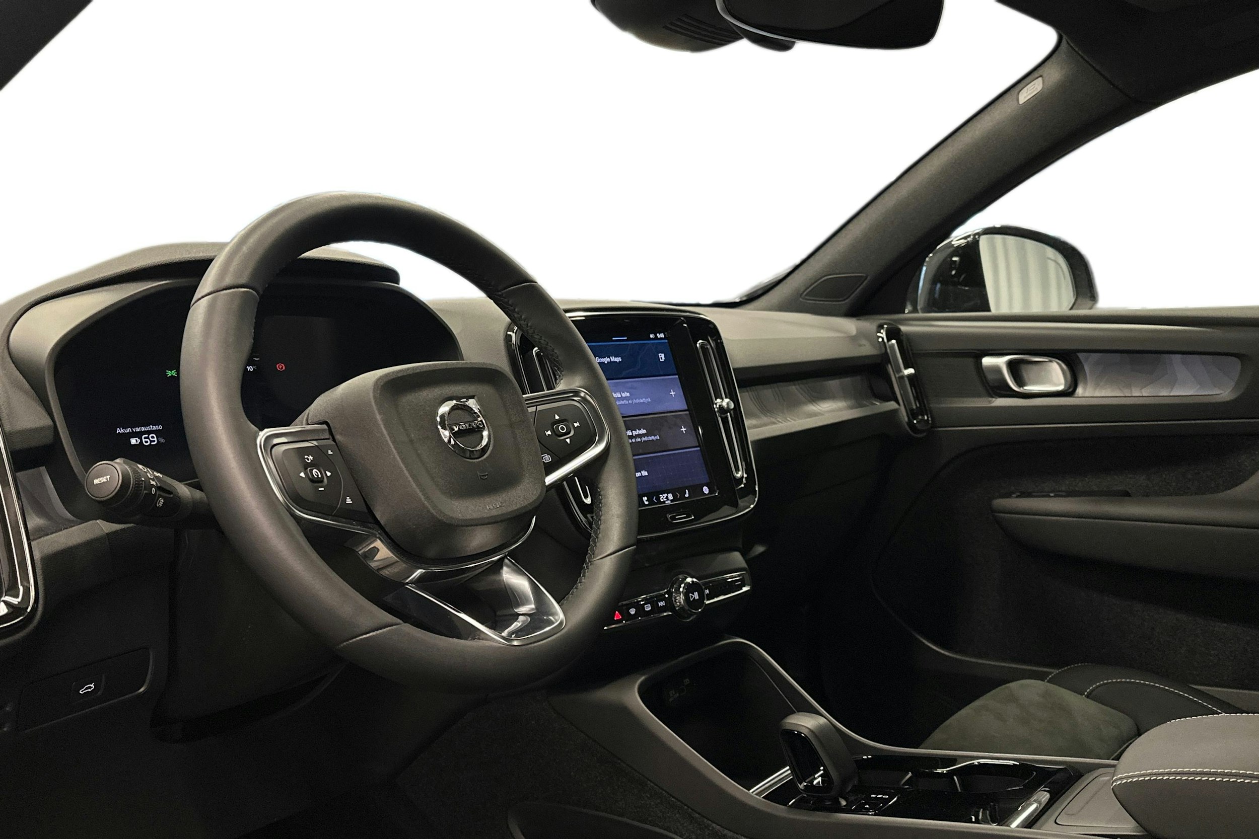 sininen Volvo C40 2023 kuva 7.