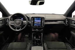 sininen Volvo C40 2023 kuva 9.