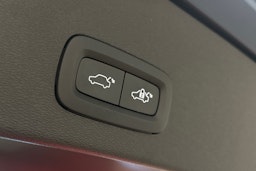 sininen Volvo C40 2023 kuva 15.