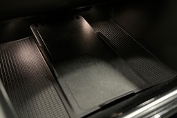 sininen Volvo C40 2023 kuva 30.