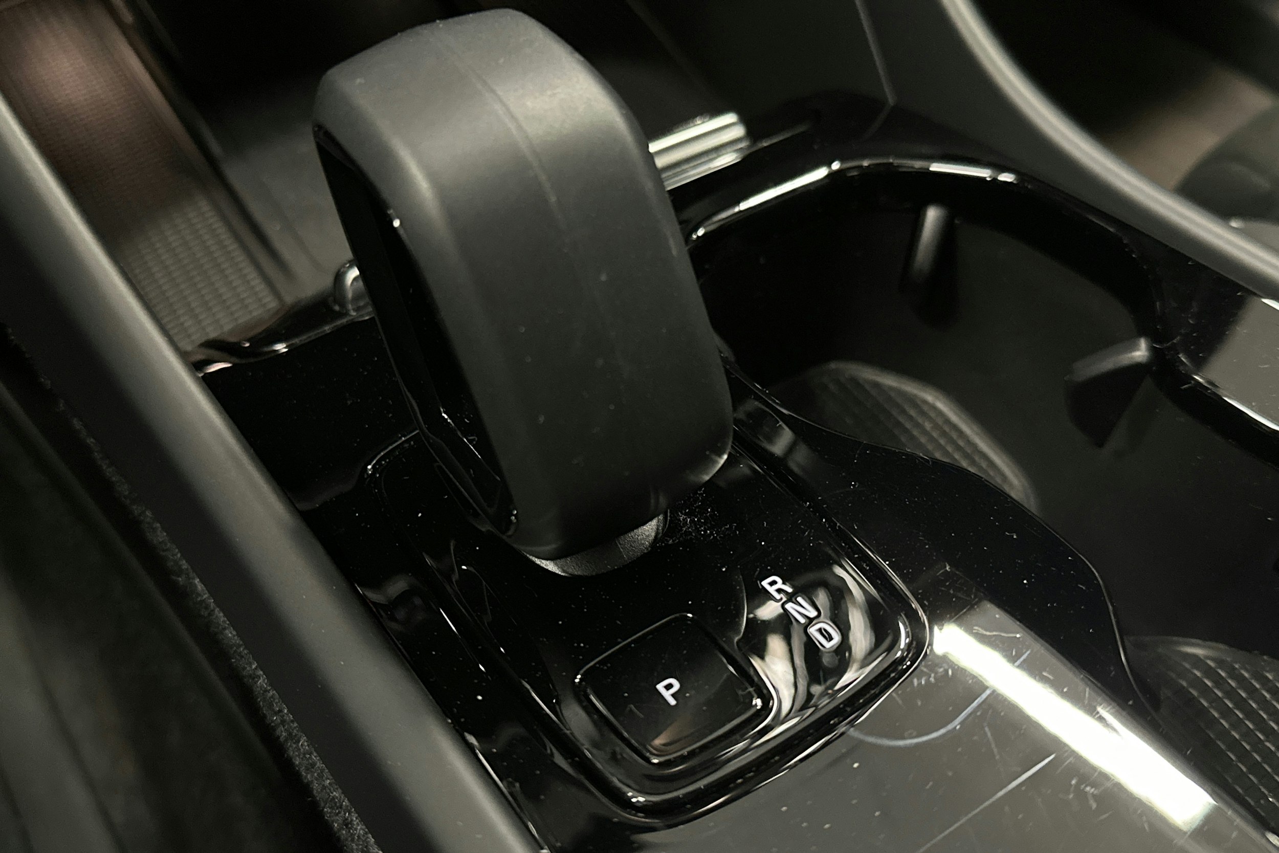 sininen Volvo C40 2023 kuva 31.