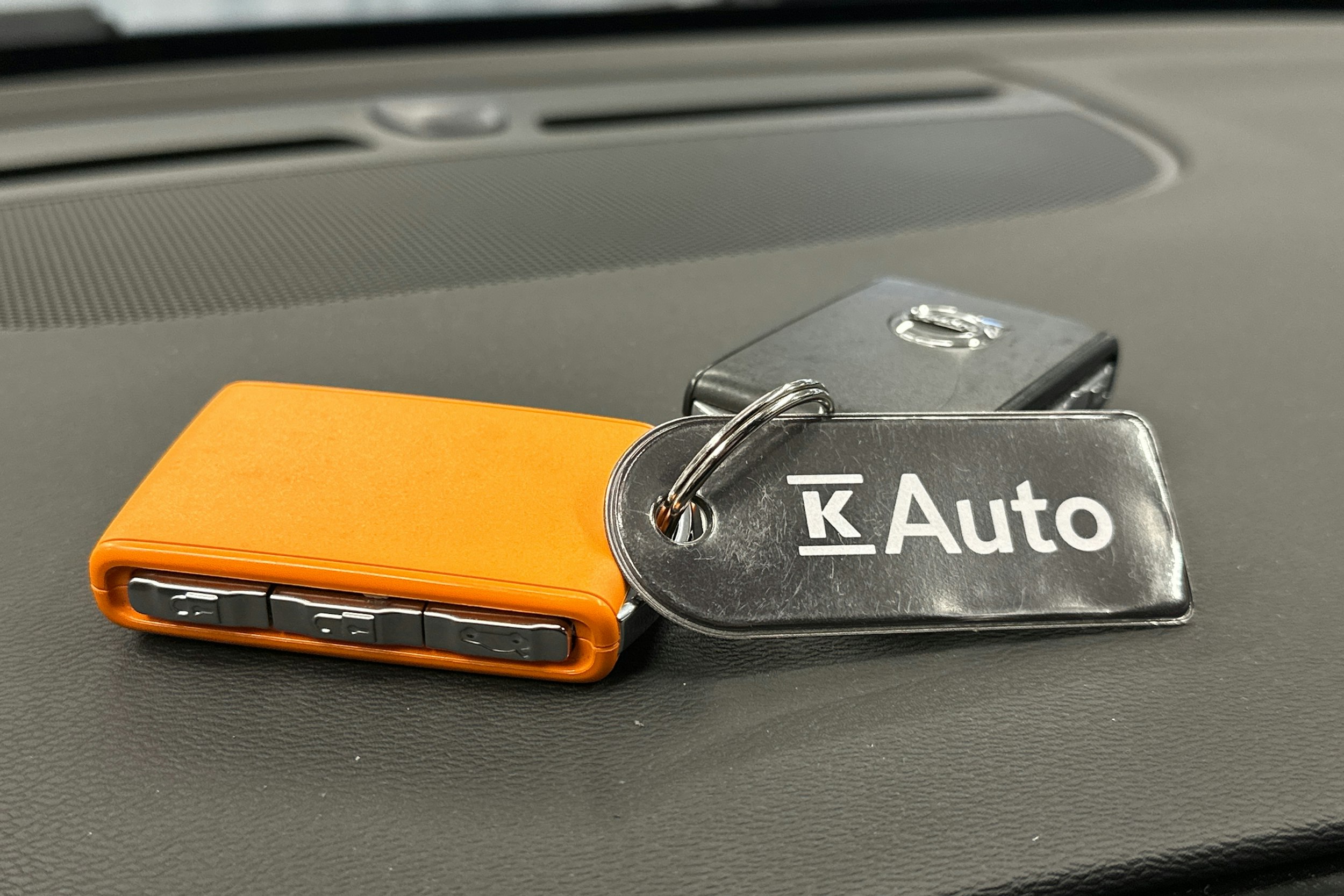 sininen Volvo C40 2023 kuva 33.