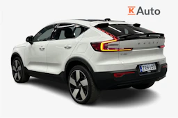 valkoinen Volvo C40 2023 kuva 3.