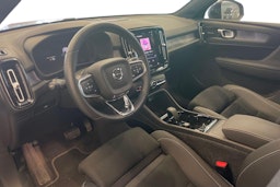 musta Volvo C40 2024 kuva 3.