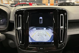 harmaa Volvo C40 2024 kuva 17.