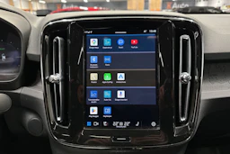 harmaa Volvo C40 2024 kuva 18.