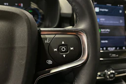 harmaa Volvo C40 2024 kuva 22.