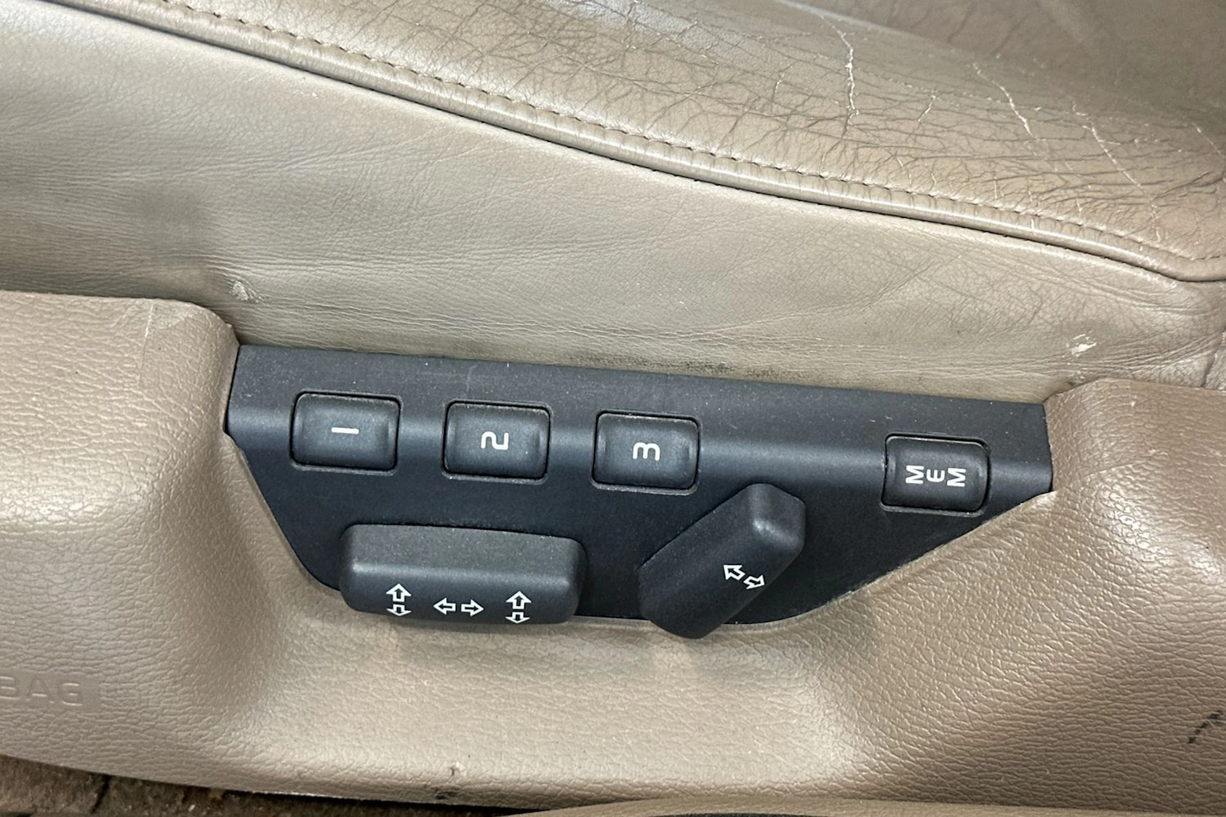 Punainen Volvo C70 1998 kuva 21.