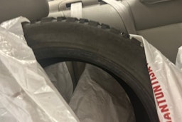 musta Volvo C70 1998 kuva 10.