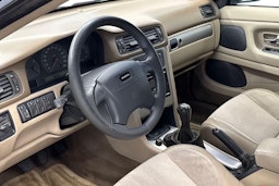 musta Volvo C70 2000 kuva 7.