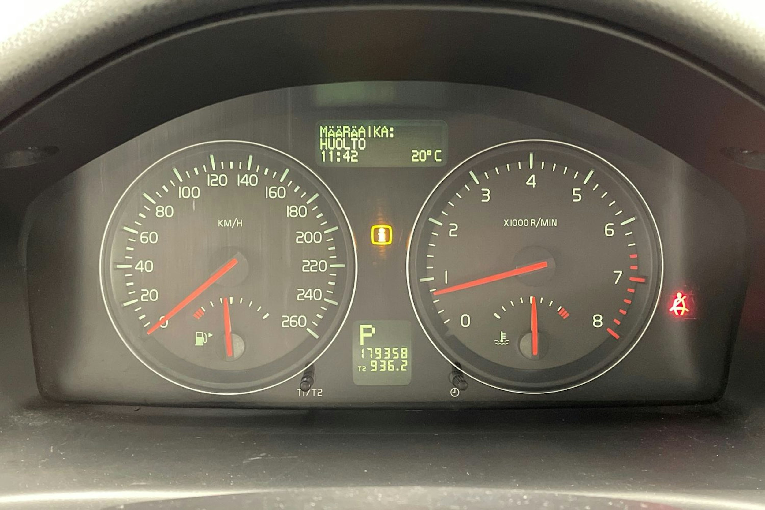 ruskea (beige) Volvo C70 2007 kuva 16.