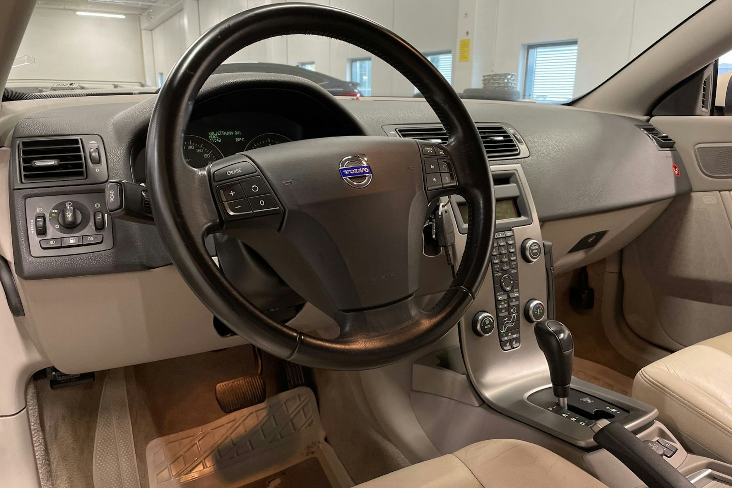 ruskea (beige) Volvo C70 2007 kuva 22.