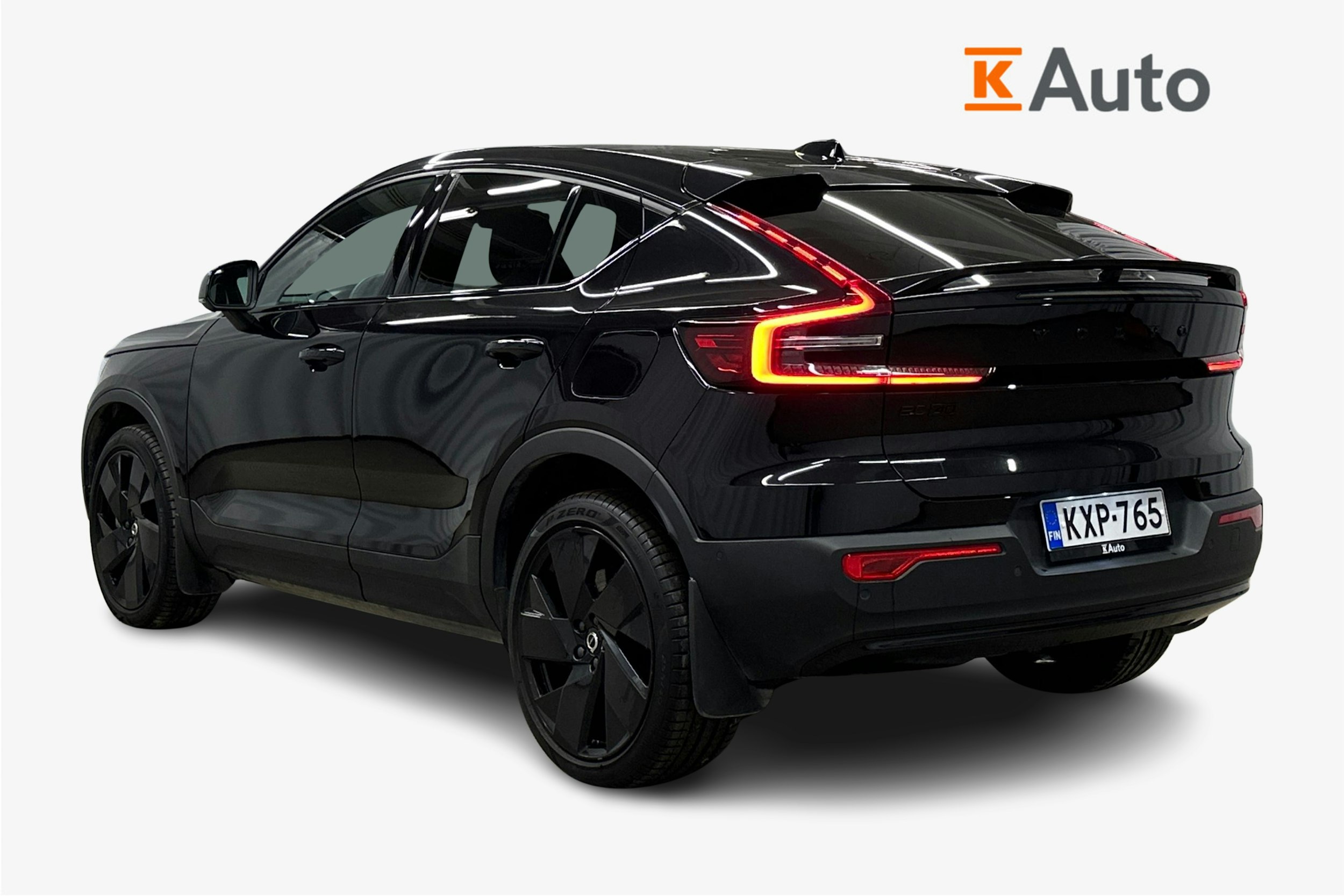 musta Volvo EC40 2024 kuva 2.