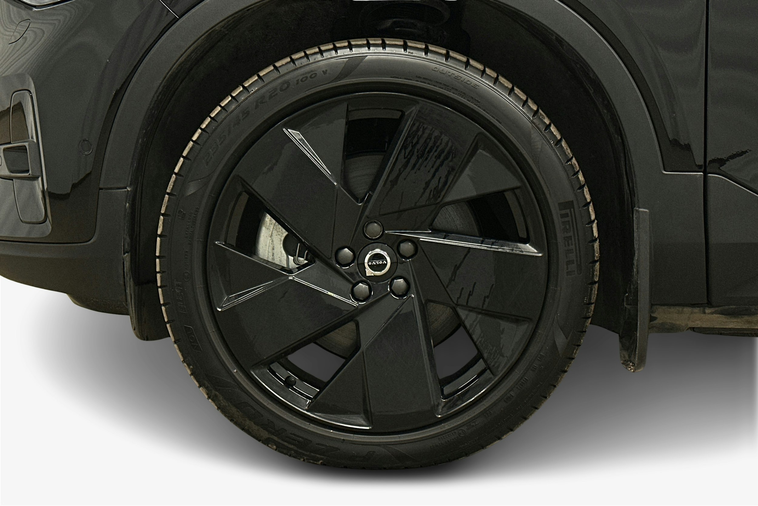 musta Volvo EC40 2024 kuva 11.