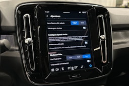 musta Volvo EC40 2024 kuva 28.