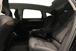 musta Volvo ES90 2026 kuva 8.