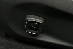 musta Volvo ES90 2026 kuva 17.