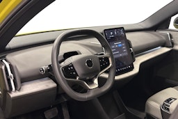 keltainen Volvo EX30 2024 kuva 7.