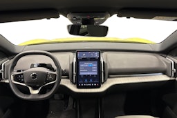 keltainen Volvo EX30 2024 kuva 8.