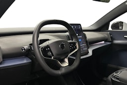 harmaa Volvo EX30 2024 kuva 3.