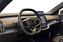 harmaa Volvo EX30 2024 kuva 3.