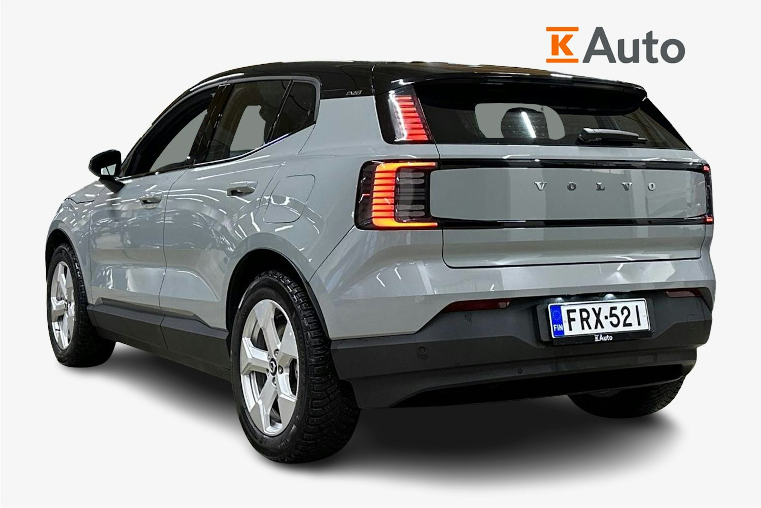 harmaa Volvo EX30 2024 kuva 2.