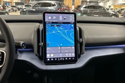 harmaa Volvo EX30 2024 kuva 22.