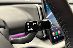 keltainen Volvo EX30 2024 kuva 25.