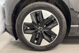 musta Volvo EX30 2024 kuva 11.