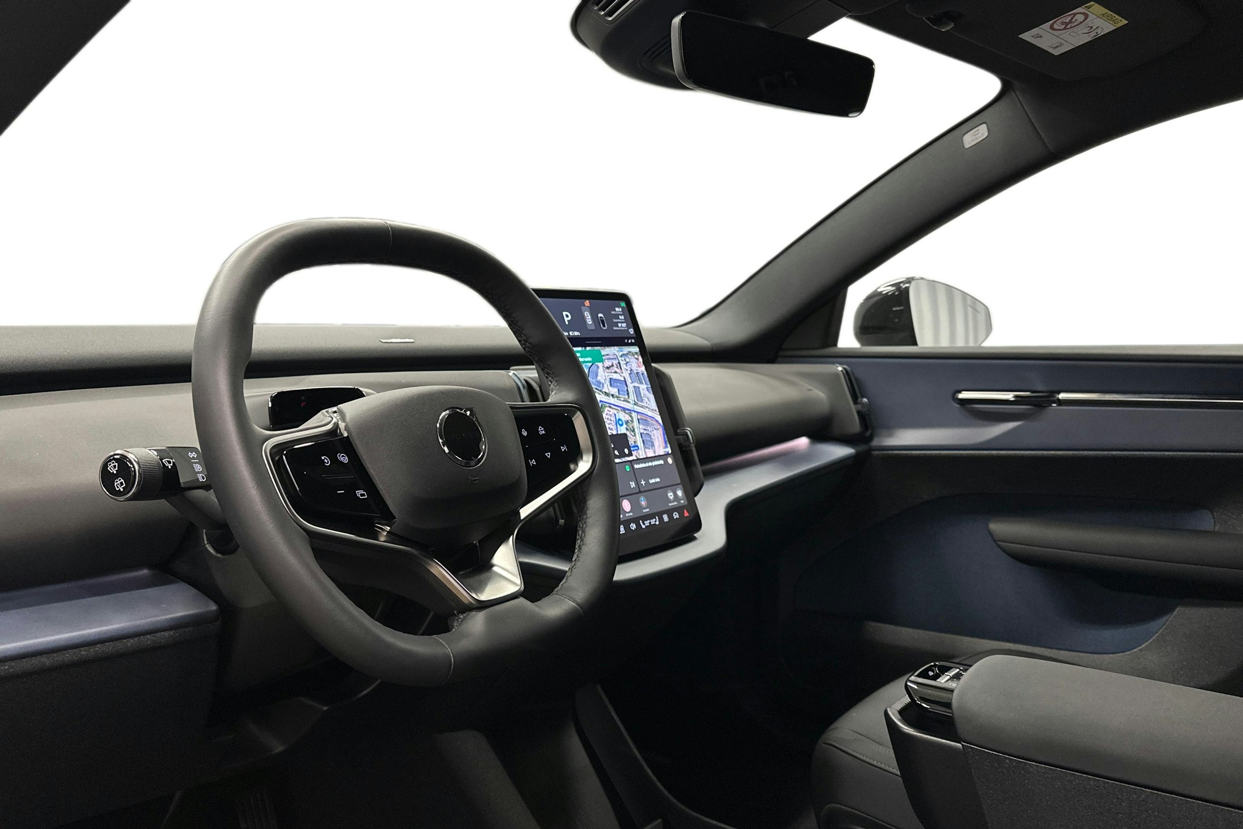 harmaa Volvo EX30 2024 kuva 7.